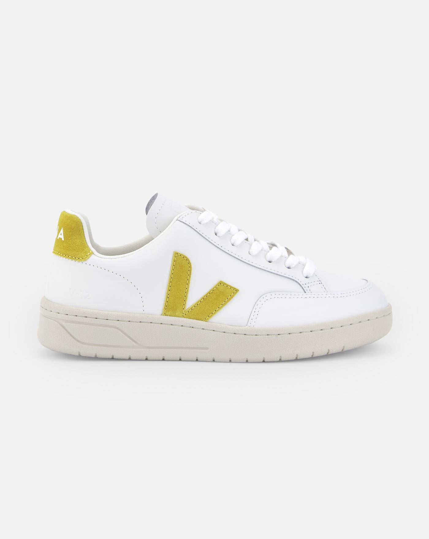 Zapatillas Veja V-12 Leather Extra White Liquor